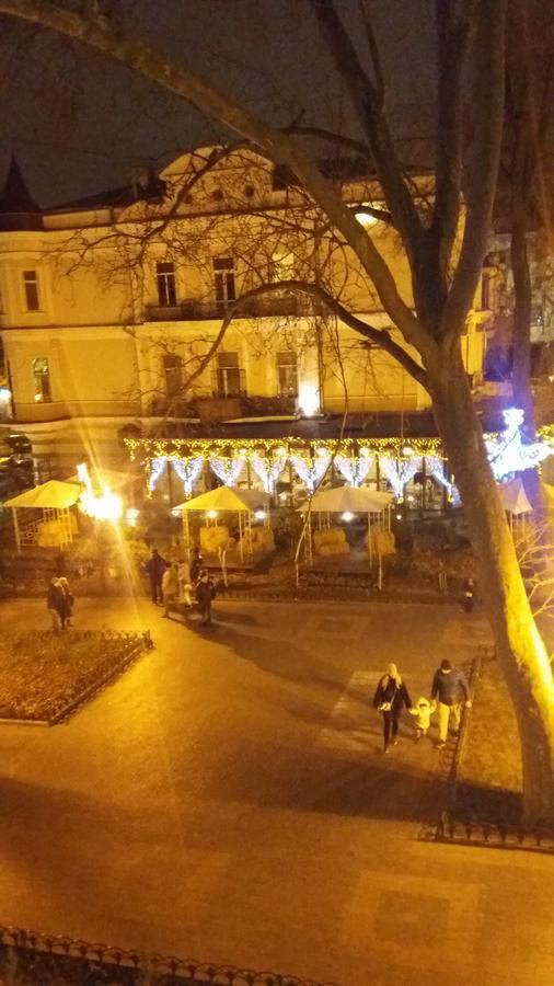 Apartment On Havanna Street Одесса Экстерьер фото